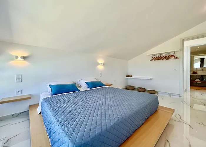 Villa Danune Luxury Beachfront With Private Pool By Dadovillas