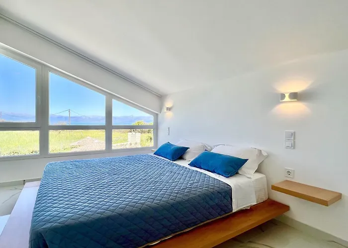 Danune Luxury Beachfront With Private Pool By Dadovillas Astrakeri