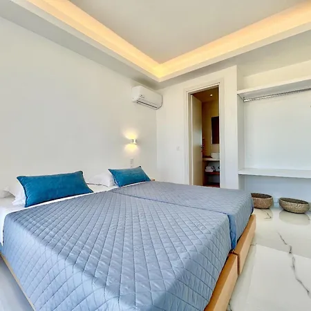 Danune Luxury Beachfront With Private Pool By Dadovillas Villa Astrakeri