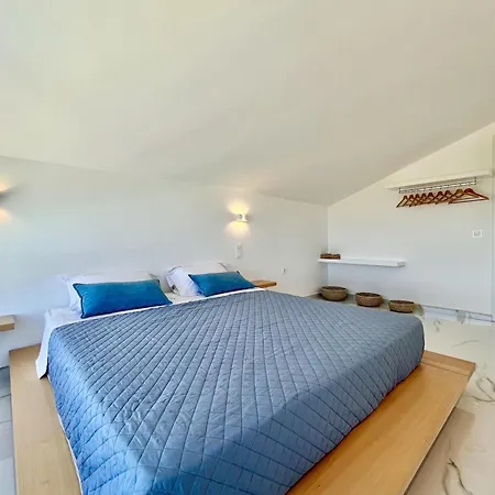 فيلة Danune Luxury Beachfront With Private Pool By Dadovillas